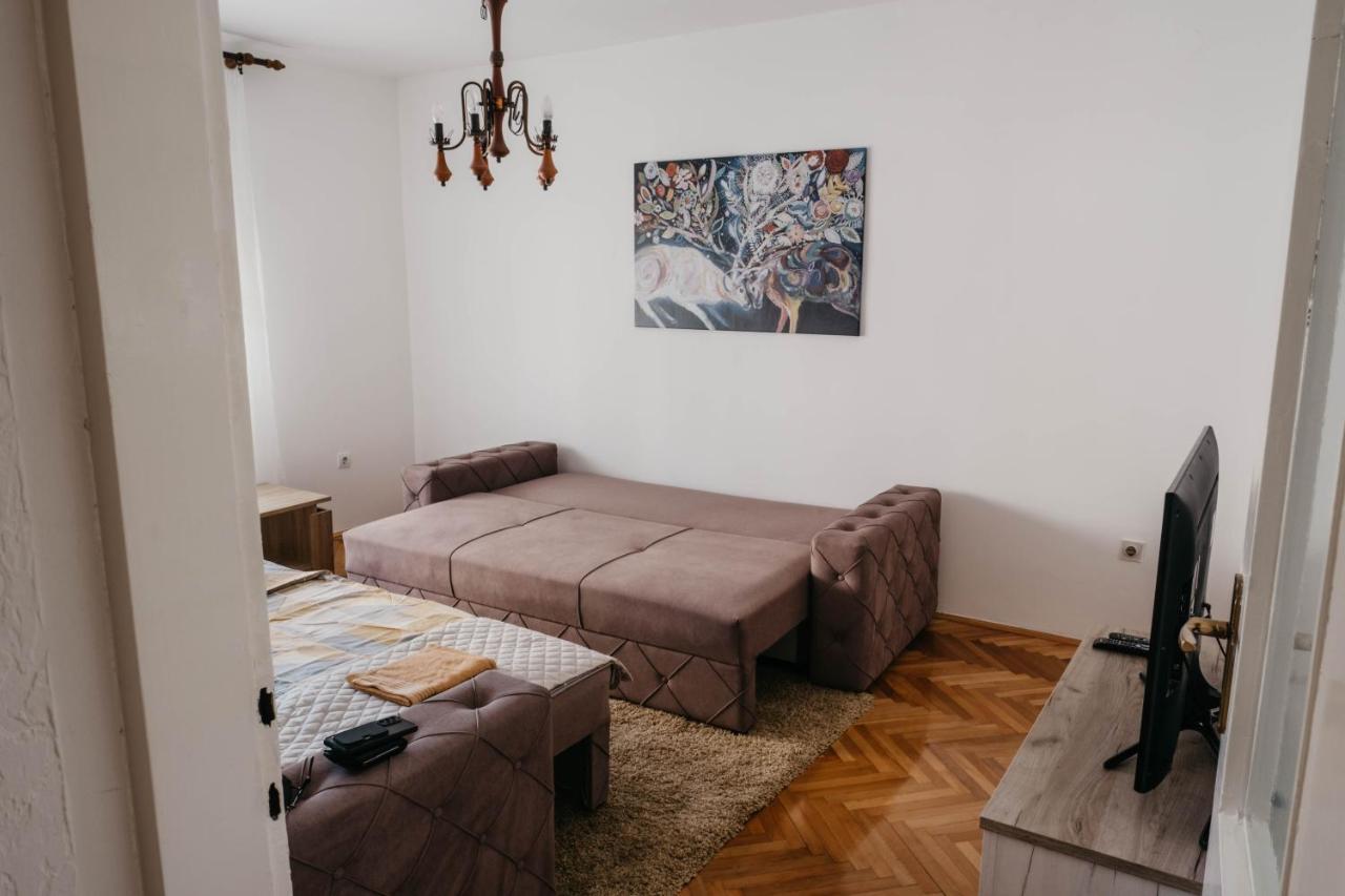 Apartment Bracovic - City Center Bar Buitenkant foto