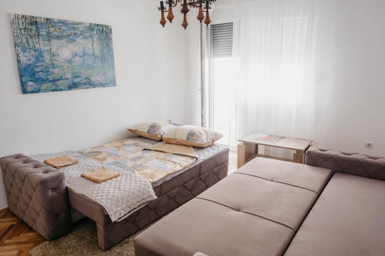 Apartment Bracovic - City Center Bar Buitenkant foto